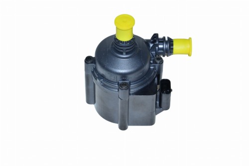 5803487457 ; 5802759502 Iveco Daily 2.3, 3.0 2022 AdBlue cooling pump